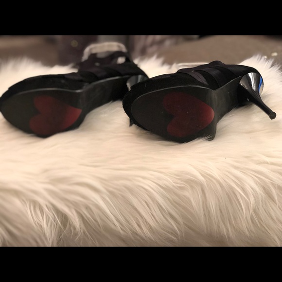 LUI CHINY Kind Lee Strappy Gladiator Heels - Picture 4 of 4